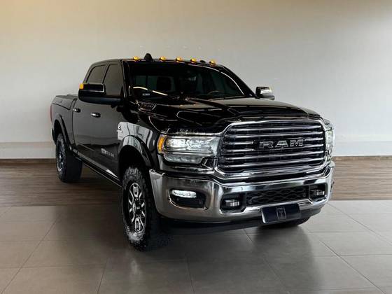 RAM 3500 6.7 I6 TURBO DIESEL LIMITED LONGHORN CD 4X4 AUTOMÁTICO RAM 3500 6.7 I6 TURBO DIESEL LIMITED LONGHORN CD 4X4 AUTOMÁTICO